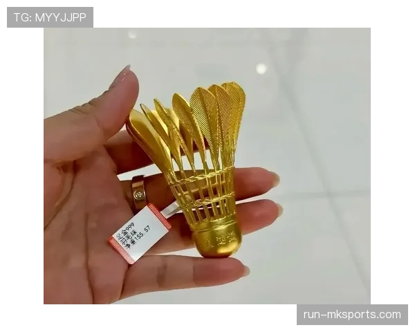 卡斯腾·莫根森重返巅峰，登顶世界排名第一引发羽毛球界关注