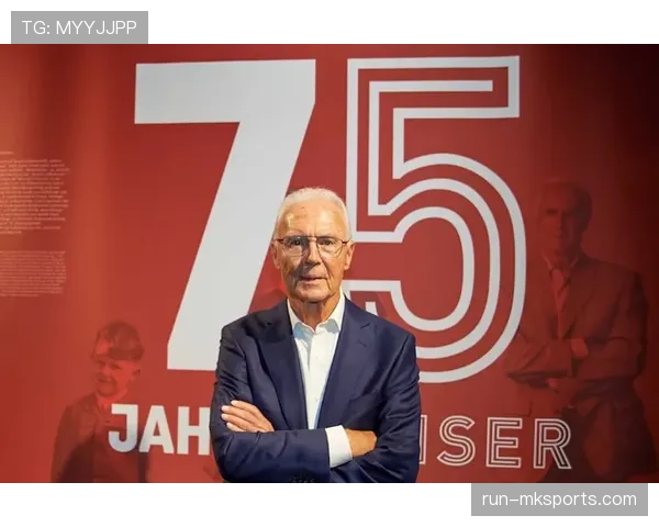 回顾_凯撒大帝_贝肯鲍尔：自由人战术的开创者，现代足球的革新印记