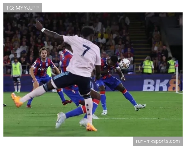 埃贝雷奇·埃泽表现稳健,助水晶宫斩获关键胜利 埃贝雷奇·埃泽表现稳健,助水晶宫斩获关键胜利