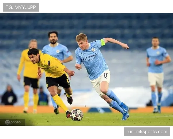 德布劳内参与慈善活动 展现社会责任感 德布劳内参与慈善活动 展现社会责任感